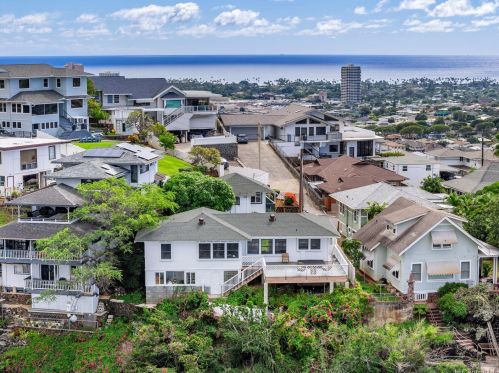 1341 Highview Pl, Honolulu HI  96816-3273 exterior