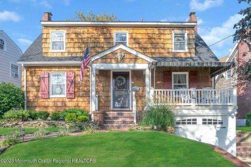 9 Lake Ter, Point Pleasant Beach, NJ 08742-3111