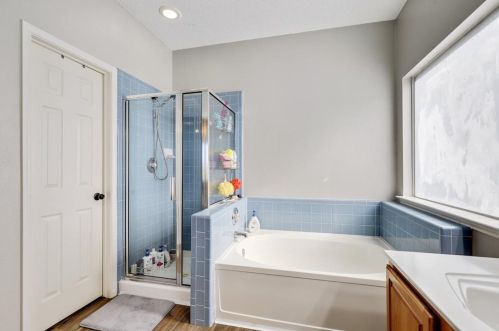 225 Waterford Oaks Dr, Cedar Hill TX 75104-2324 exterior