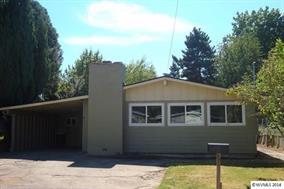 1068 2 St, Woodburn OR  97071-4014 exterior