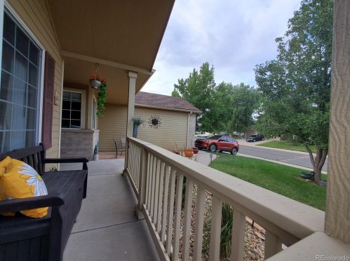 5273 Nepal Way, Aurora CO  80015-6441 exterior