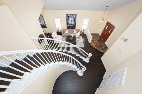 32 Trinity, Irvine CA  92612-3271 exterior