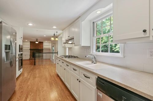 5038 Heatherdale Ln, Atlanta GA  30360-1669 exterior