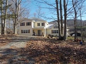1090 Poplar Ridge Rd, Pinnacle, NC 27043-8303