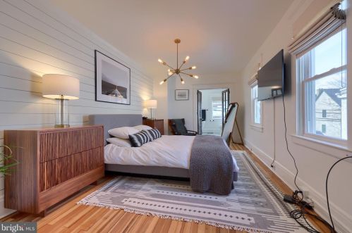 620 Pine St, Lancaster PA  17603-2824 exterior