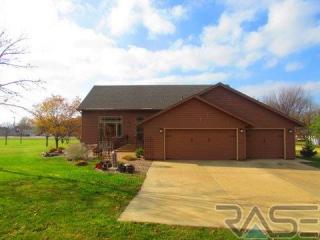 25789 Lyndale Rd, Renner, SD 57055-6512