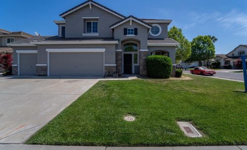 4100 Discovery Ct, Modesto, CA 95356-4326