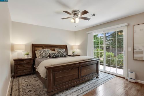 1833 Leo Ln, Concord CA  94521-2348 exterior