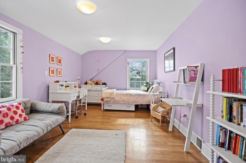 69 Laurel Rd, Princeton NJ 08540-2708 exterior