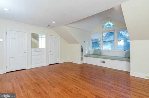 161 Elm Rd, Princeton NJ  08540-2521 exterior