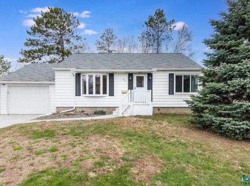 207 Austin St, Duluth, MN 55803-1760