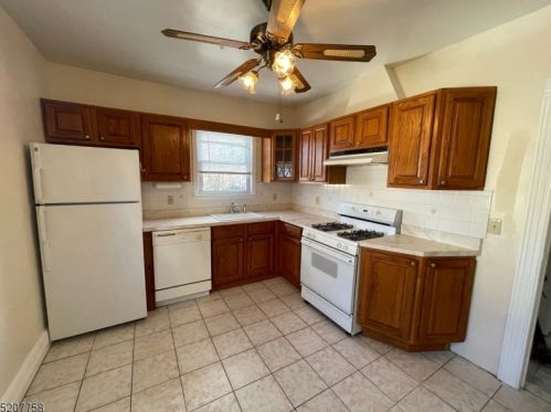 19 Pine St, Morristown, NJ 07960-4133