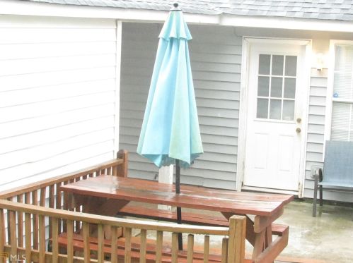 6169 Lauren Ln, Rex GA 30273-1255 exterior