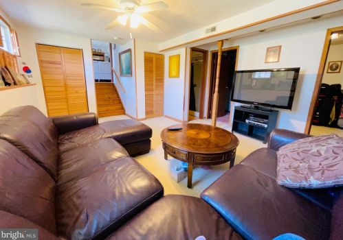 721 Paul Dr, Aberdeen MD  21001-1641 exterior