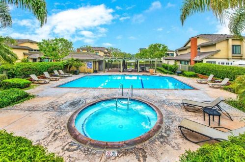 18158 Rustic Ct, Santa Ana CA  92708-6855 exterior
