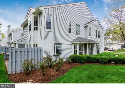 15 Heritage Blvd, Princeton, NJ 08540-7056