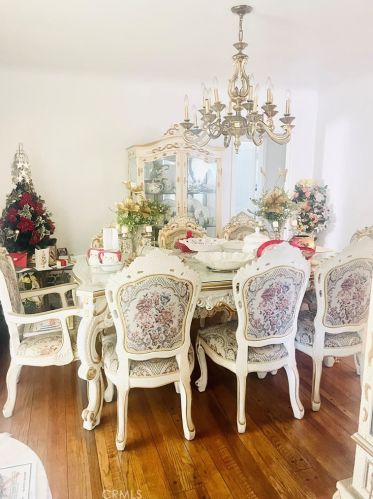 556 Ivy St, Glendale CA  91204-1122 exterior