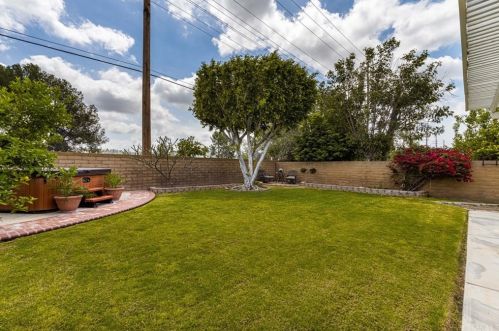 6270 Woodsboro Ave, Anaheim CA  92807-2347 exterior