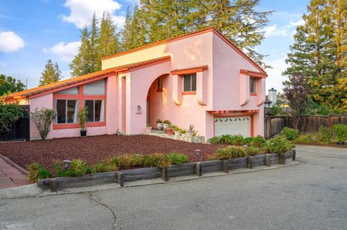 15055 Blossom Hill Rd, Los Gatos, CA 95032-4903