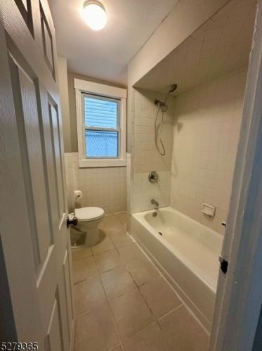 176 9th St, Newark NJ  07107-1742 exterior