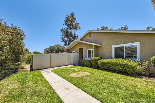 13754 Comuna Dr, Poway, CA 92064-4639