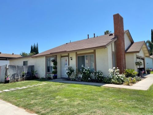 10734 Parliament Ln, Riverside, CA 92503-5232