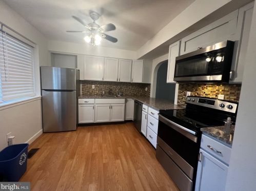 7148 Lasting Light Way, Columbia MD  21045-5137 exterior