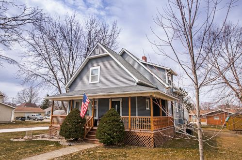 355 2nd Ave, Harmony, MN 55939-6636