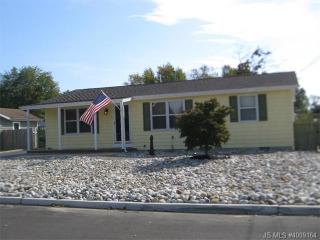 206 Division St, Tuckerton, NJ 08087-2208