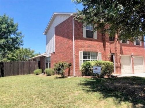 1000 Peacock Dr, Fort Worth TX  76131-4874 exterior