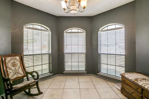 10201 Maverick Dr, Fort Worth TX  76108-4059 exterior