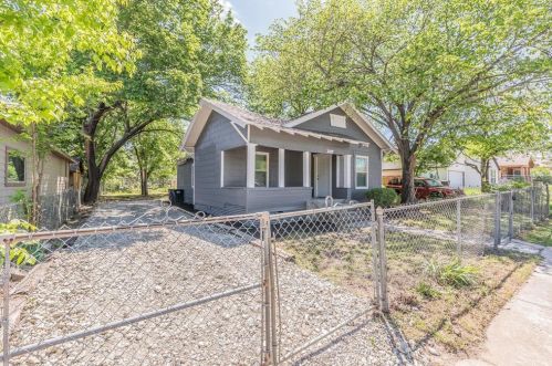 1416 Myrtle St, Fort Worth TX  76104-5762 exterior