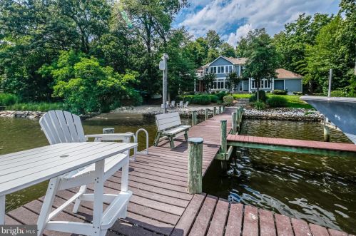 612 Cpe Mckinsey Dr, Severna Park MD 21146-4057 exterior