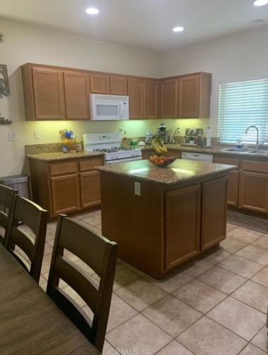 64157 Appalachian St, Desert Hot Springs, CA 92240-7703
