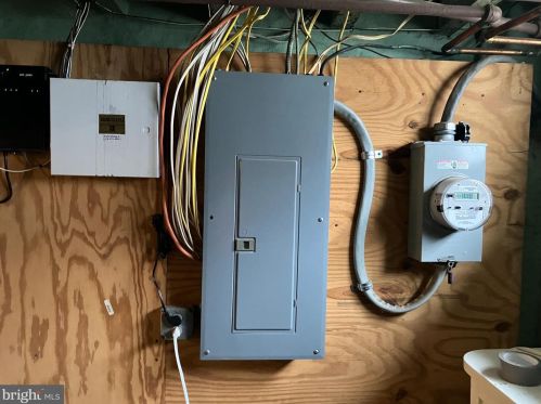 1229 12 St, Philadelphia PA 19147-4903 exterior