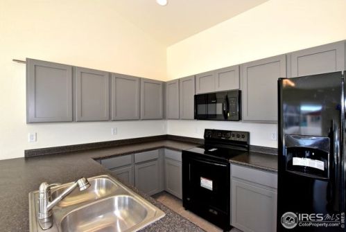 2749 Sapphire St, Loveland CO 80537-2024 exterior