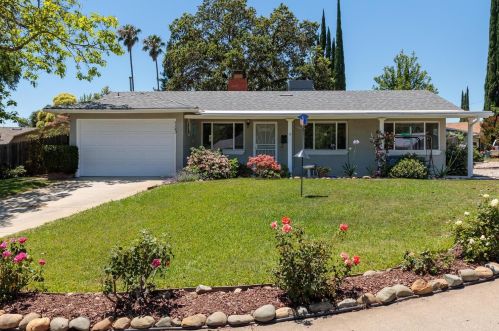 7349 Little Oaks Way, Citrus Heights, CA 95621-1223