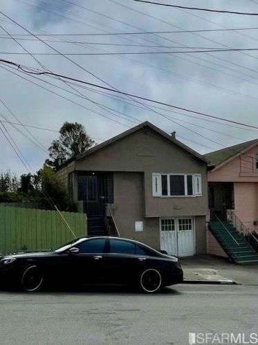424 Avalon Ave, San Francisco, CA 94112-2004