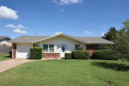 1213 3rd Pl, Elgin, OK 73538-8807