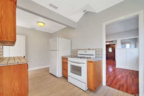 3160 Lime St, Riverside CA 92501-2930 exterior