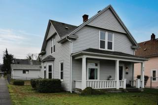 924 Harrison St, Tacoma, WA 98404-3114