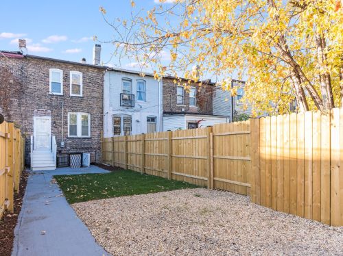 10641 Champlain Ave, Chicago, IL 60628-3037