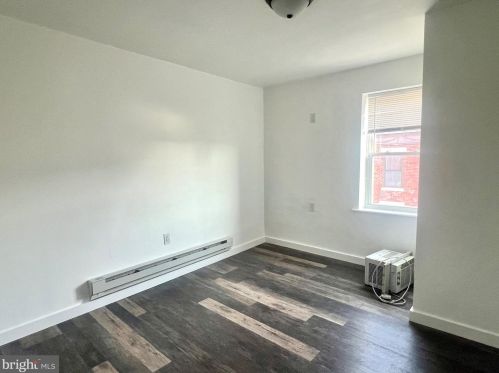 1311 9th St, Philadelphia PA  19147-5742 exterior