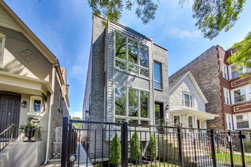 2717 Albany Ave, Chicago, IL 60647-1501