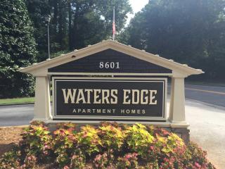 8601 Roberts Dr, Atlanta GA  30350-2239 exterior