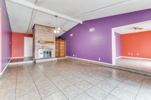 7225 Cleburne Rd, Fort Worth TX  76133-6850 exterior