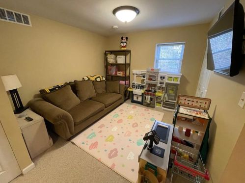 2331 Cortez Way, Atlanta GA  30319-3913 exterior