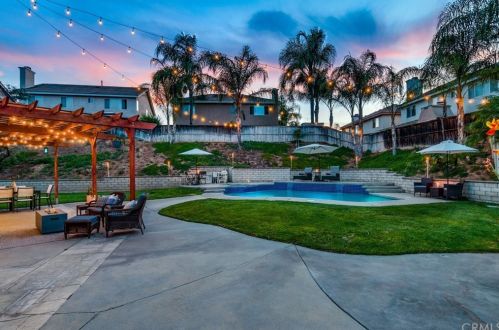 5531 Applecross Dr, Riverside CA  92507-6412 exterior