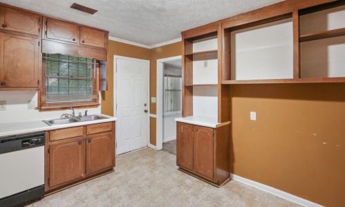 4694 Rockstile Way, Stone Mountain, GA 30083-2658