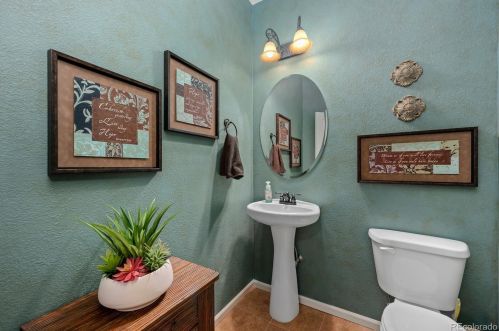 26508 Walker Dr, Denver CO 80016-6105 exterior